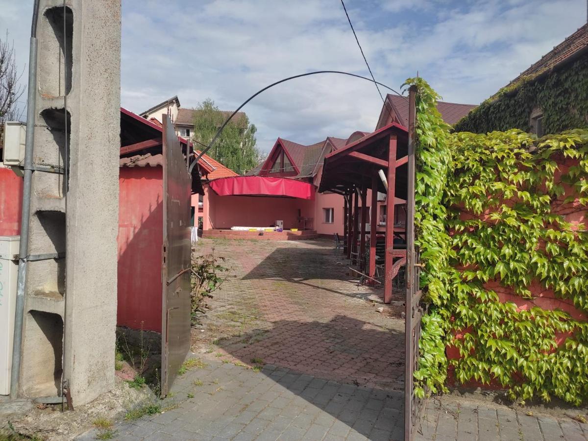 Calypso Rooms Făgăraş 외부 사진
