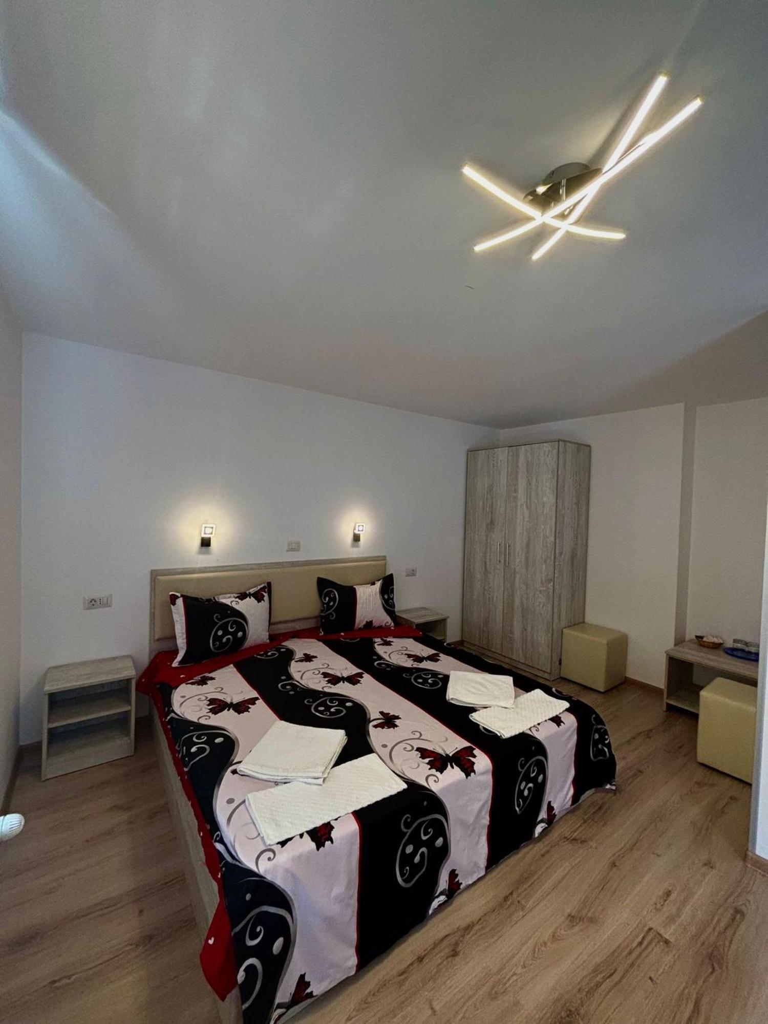 Calypso Rooms Făgăraş 외부 사진